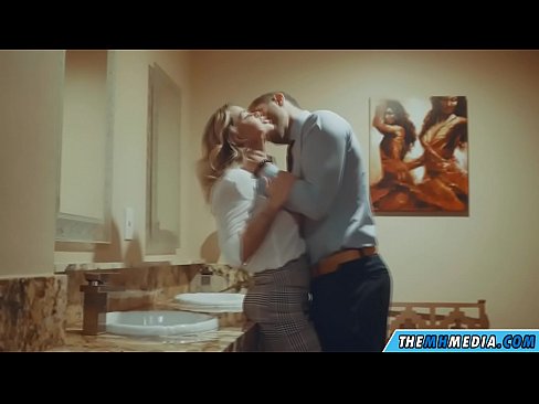 ❤️ Блондинка сени коомдук дааратканада азгырып жатканда ❤ Секс видео ky.dickies-shop.ru